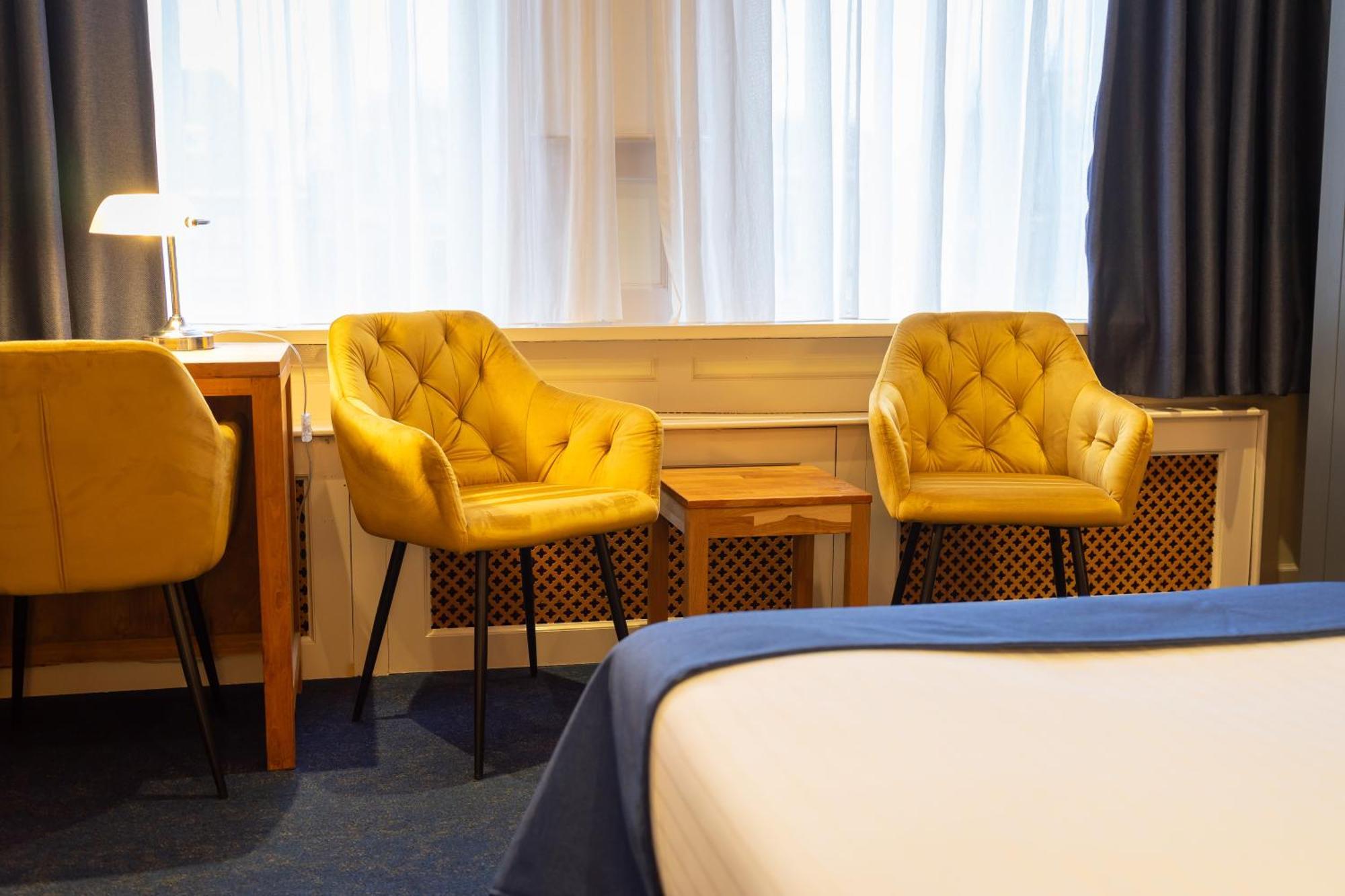 Hotel De Gulden Leeuw Воркум Екстериор снимка