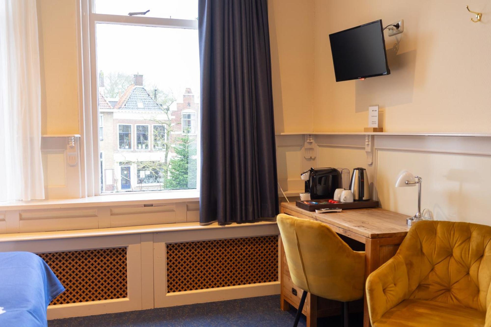 Hotel De Gulden Leeuw Воркум Екстериор снимка
