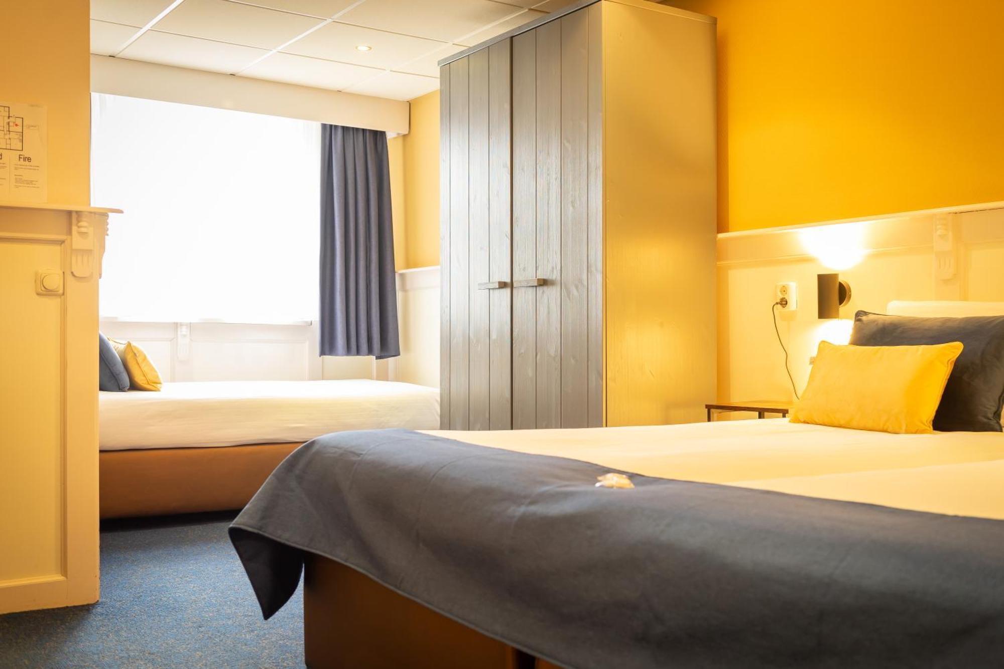 Hotel De Gulden Leeuw Воркум Екстериор снимка